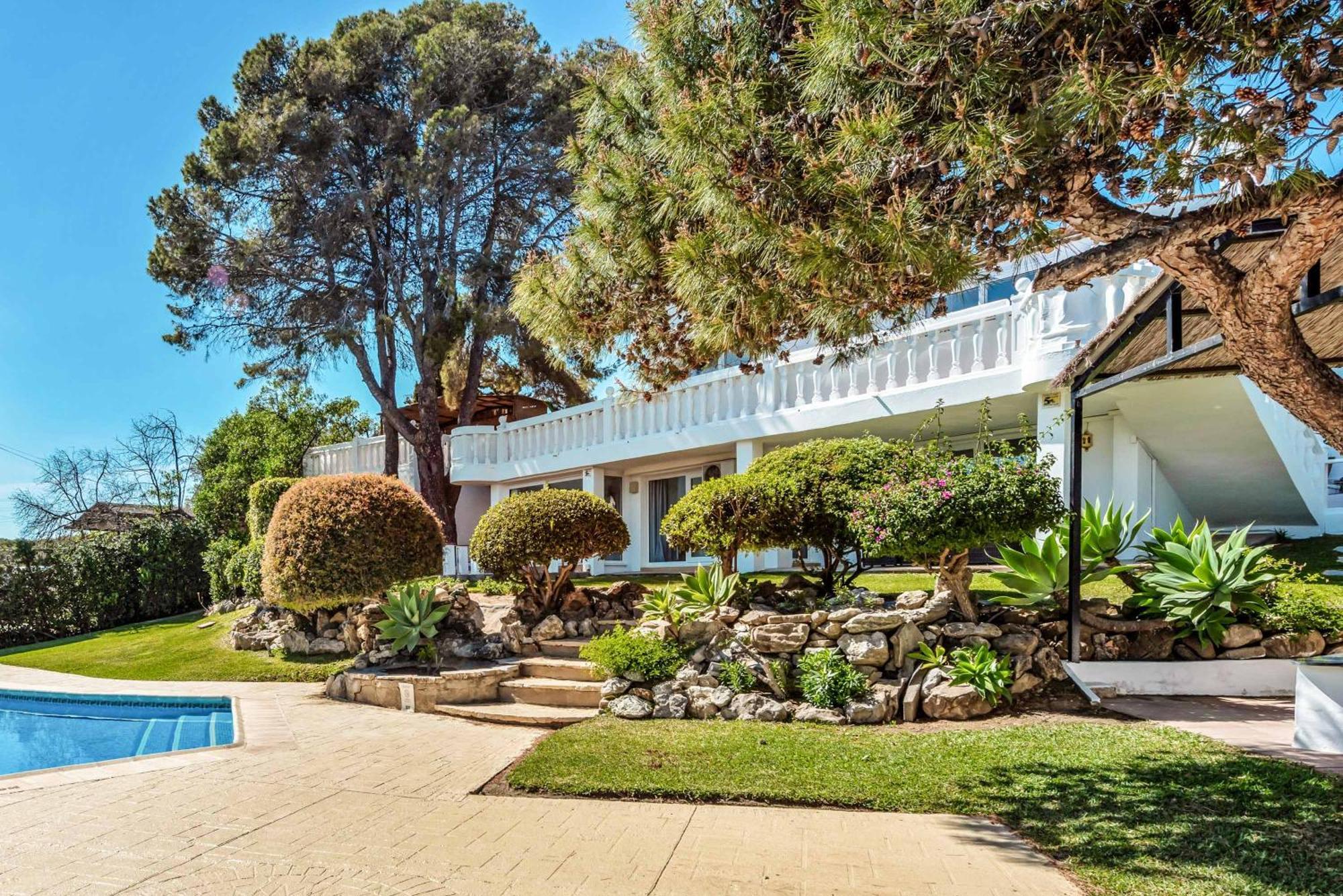 Villa Casillo エステポナ エクステリア 写真